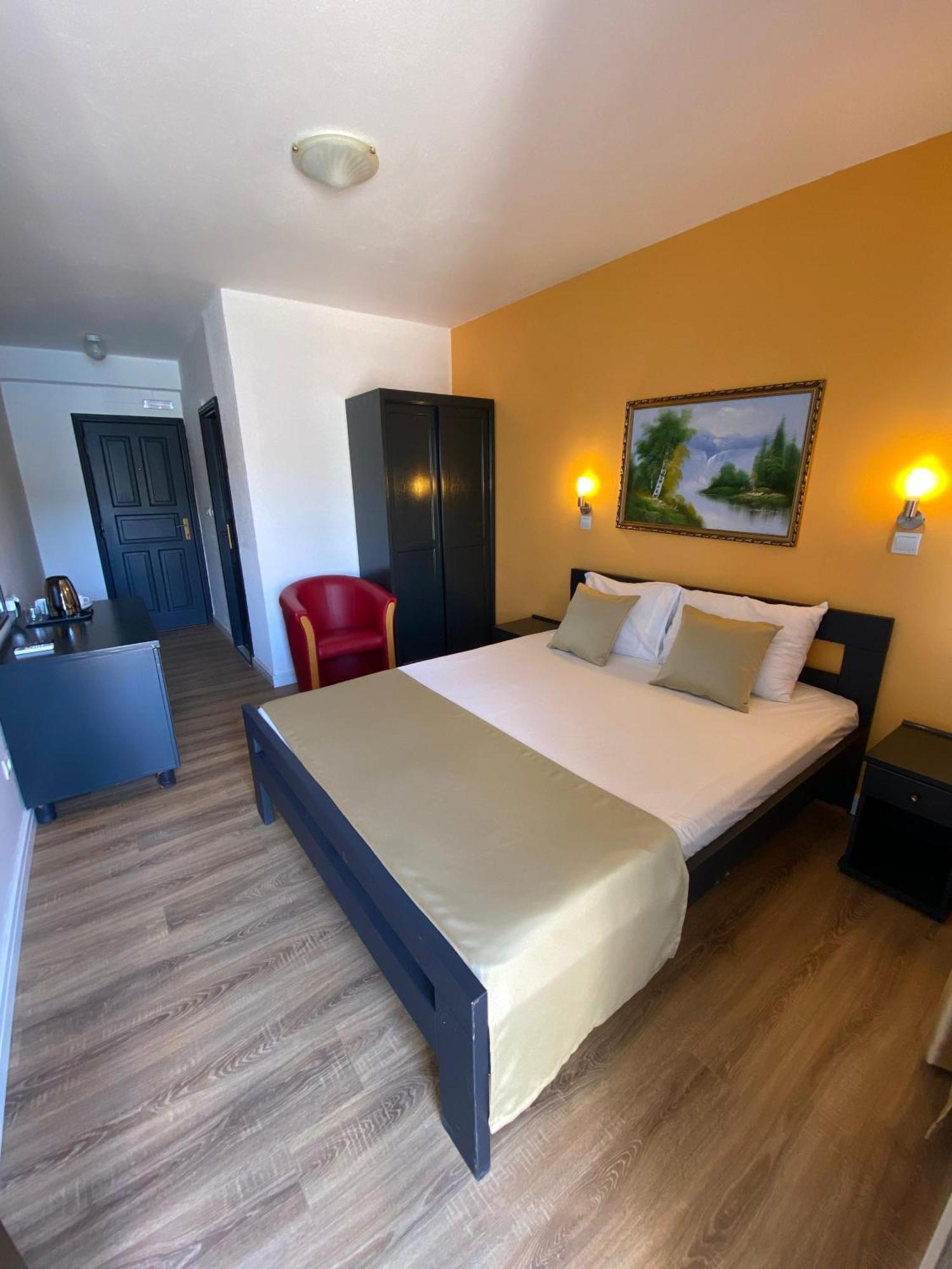 New Hotel Kuc By Marvel Budva Bagian luar foto