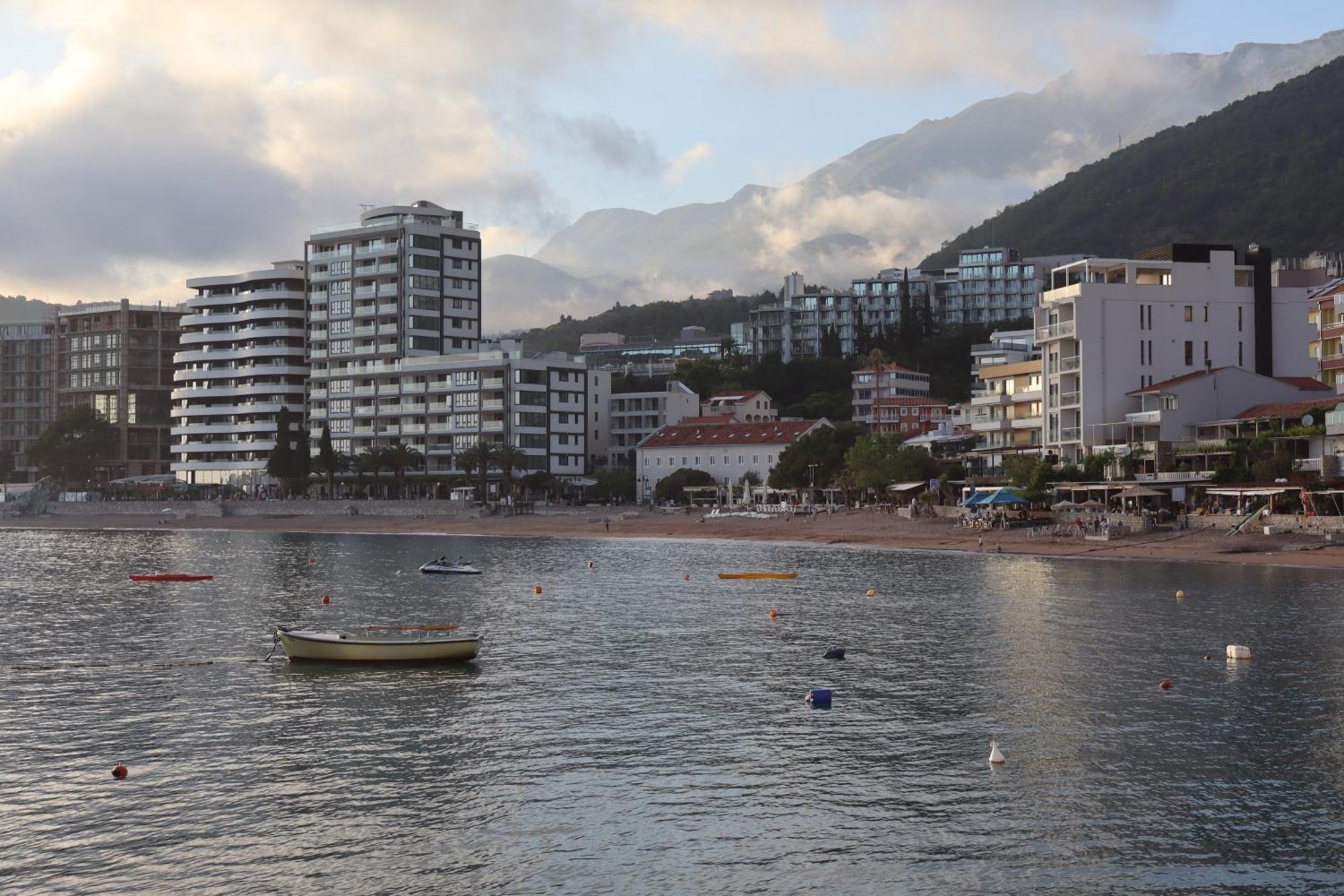 New Hotel Kuc By Marvel Budva Bagian luar foto