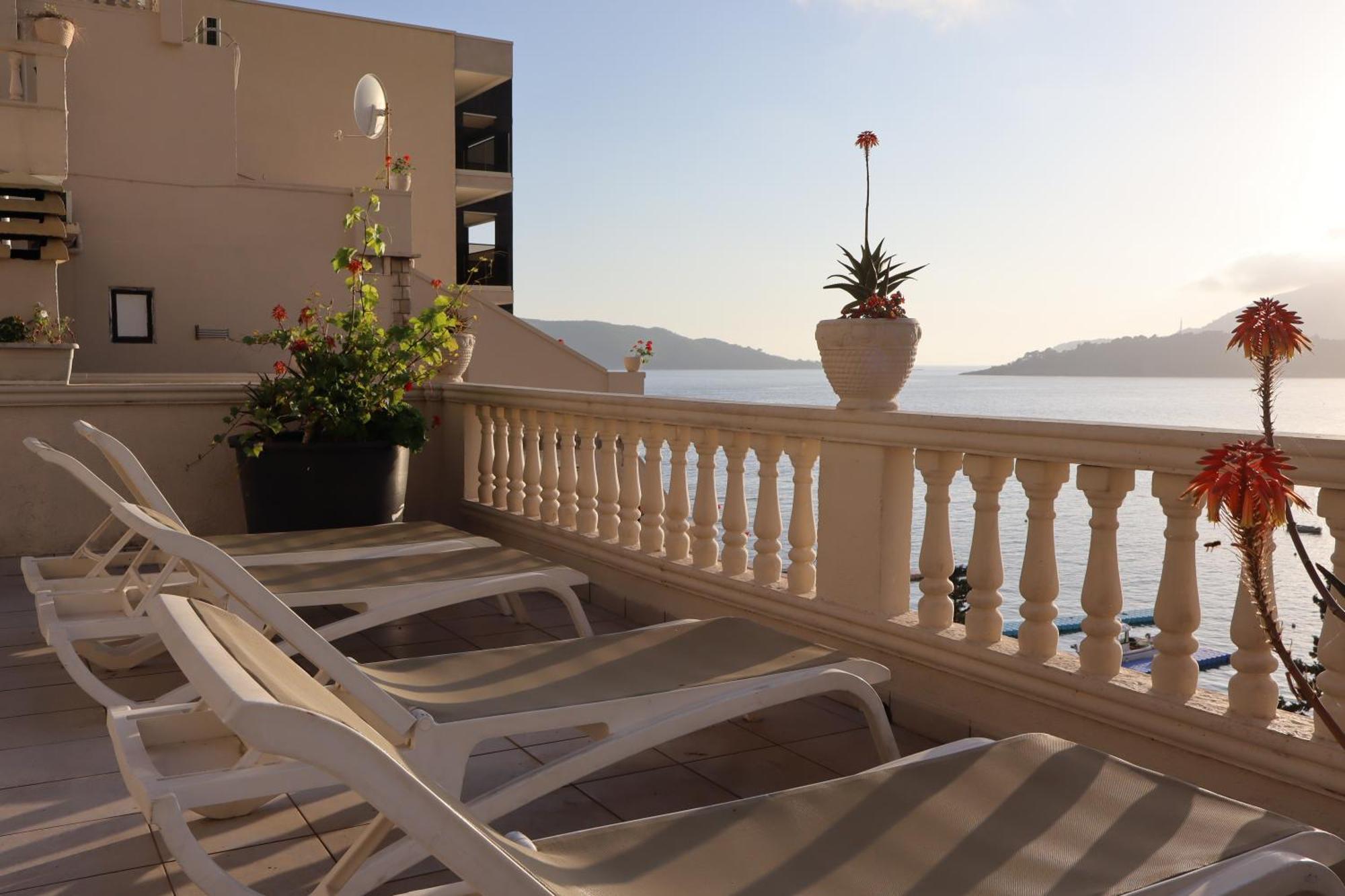 New Hotel Kuc By Marvel Budva Bagian luar foto